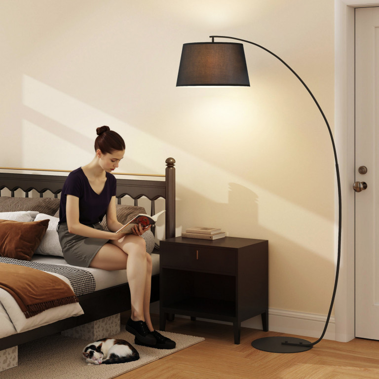 Oblouková stojací lampa | černá
