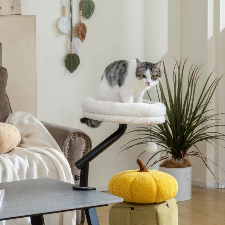 Kočičí pelíšek s možností přidělání ke stolu | krémově bílý