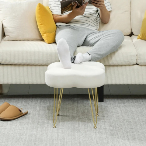 Taburet ve tvaru čtyřlístku | krémově bílý č.4