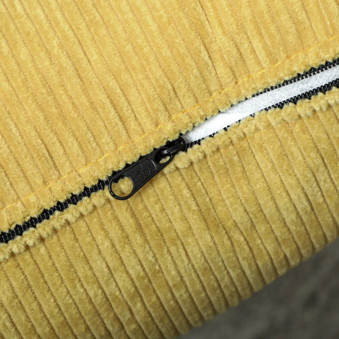 Čalouněné křeslo se zaoblenými područkami | žluté č.4