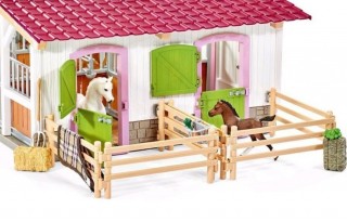 Schleich 42344 Stajňa s koňmi a príslušenstvom v pastelových farbách č.3