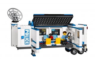 LEGO City 7288 Mobilná policajná stanica č.3