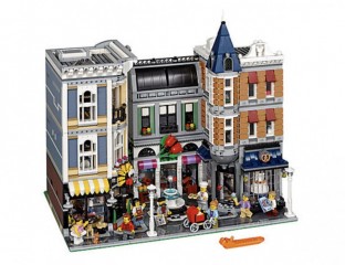 LEGO Creator 10255 Zhromaždenie na námestí č.2